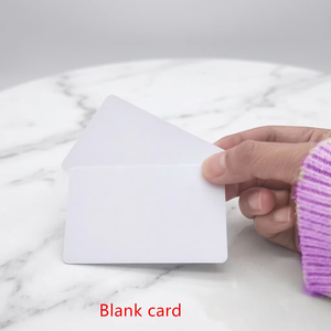 Carte blanche en PVC magnétique CR80 laminée pour <span class=keywords><strong>impression</strong></span> numérique, idéale pour les imprimantes à jet d'encre UV et transfert thermique - Product Image 3
