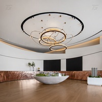 Lustres ronds surdimensionnés en cristal sur mesure pour la décoration intérieure de villas, escaliers, salles de banquet, halls d'hôtels et plafonds hauts à LED