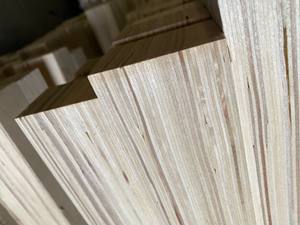 Matériau d'emballage LVL Contreplaqué Placage stratifié Poutres <span class=keywords><strong>en</strong></span> <span class=keywords><strong>bois</strong></span> LVL pour la fabrication <span class=keywords><strong>de</strong></span> palettes - Product Image 6