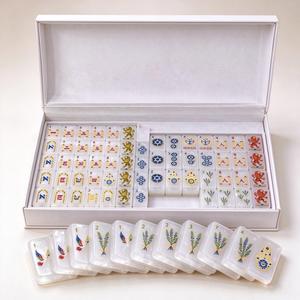 Ensemble de Mahjong américain gravé en couleur de 160 pièces, tuiles de Mahjong de style occidental professionnelles pour les jeux de club social - Product Image 3