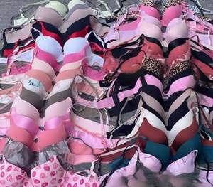 <span class=keywords><strong>Reggiseno</strong></span> Senza Cuciture per Ragazze Adolescenti con <span class=keywords><strong>Push</strong></span>-<span class=keywords><strong>up</strong></span> e Spalline Convertibili, Quattro Taglie, Biancheria Intima per Studentesse, <span class=keywords><strong>Reggiseno</strong></span> Morbido Stampato per Donne - Product Image 5