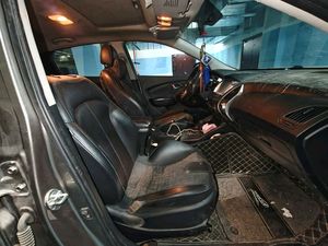 <span class=keywords><strong>Hyundai</strong></span> <span class=keywords><strong>Ix35</strong></span> 2.0L 2016 - Auto Standard per Pendolari Quotidiani - Prezzi all'Ingrosso - Product Image 5