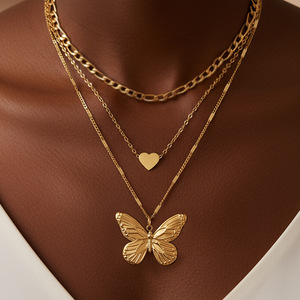 Collar <span class=keywords><strong>de</strong></span> Tres Capas con Colgante <span class=keywords><strong>de</strong></span> Corazón y <span class=keywords><strong>Mariposa</strong></span>, Estilo Europeo Americano, Unisex, Acero Inoxidable Pulido - Product Image 1