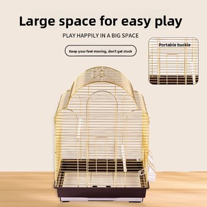 Gabbia per Uccelli Dayang Portatile e Traspirante con Telaio in Metallo Elettroplaccato Color Rame per Pappagalli, Modello A700-G di Grandi Dimensioni - Product Image 4