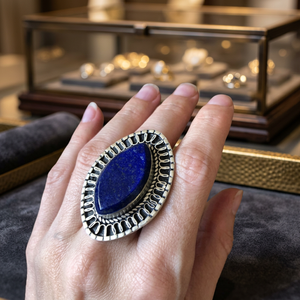 Attractive 925 Solid Sterling Silver <b>Lapis</b> <b>Lazuli</b> Natural Gemstone Handmade Classic Wedding Bezel Setting Flower Shape Party - Product Image 3