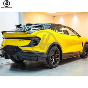 Kit carrosserie en fibre de carbone pour Lotus Eletre SUV : Lame avant, diffuseur, jupes latérales, diffuseur arrière, aileron arrière, aération - Product Image 4