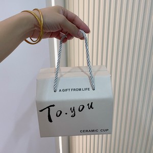 <span class=keywords><strong>Taza</strong></span> <span class=keywords><strong>de</strong></span> Cerámica con Tapa y Cuchara, Diseño Creativo y Ecológico, Embalaje en Caja <span class=keywords><strong>de</strong></span> Color, Aspecto Elegante, Ideal para Regalo a <span class=keywords><strong>Mejores</strong></span> Amigos - Product Image 6