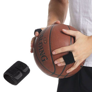 Attelle de protection pour le pouce, le doigt et les phalanges pour le basketball, le volleyball et le tennis - Product Image 1