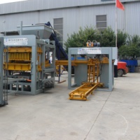 Machine de production de blocs de béton QT4-15 avec vibration à haute efficacité