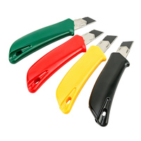 Couteau utilitaire en acier à haute teneur en carbone de 18 mm avec poignée ergonomique en TPE, lame à clip SK5, coupe-sûreté rétractable, compatible OEM, pour le bricolage