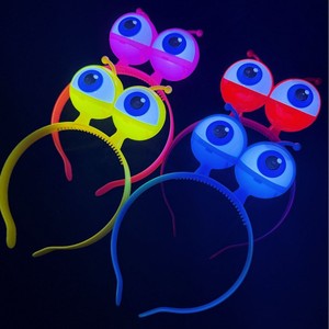 Wholesale LED Flashing Alien Antenna <b>Headband</b> Light Big Eyeball Martian Space Head Boppers for <b>Halloween</b> Neon Party - Product Image 5