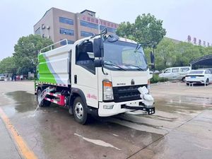 Camion-citerne Sinotruk HOWO 4X2, réservoir carré de 7 m³, 160 CV, moteur Weichai Euro <span class=keywords><strong>5</strong></span>, véhicule de lutte contre la poussière - Product Image 5