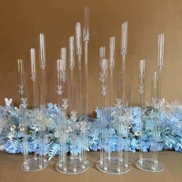 Candélabre en acrylique transparent avec LED, centre de table, porte-bougie à 3 bras pour bougies pilier et coniques avec abat-jour en acrylique