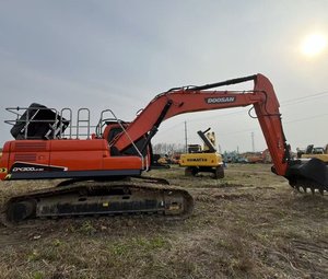 รถขุดมือสองจากเกาหลี Doosan DX300 30 ตัน รถขุดตีนตะขาบ Doosan DX300 มือสอง รถขุดเกาหลีมือสอง - Product Image 1