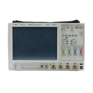 Vente flash d'oscilloscope numérique à fluorescence Tektronix DPO7104 - Product Image 3