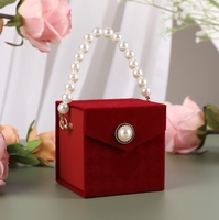 Boîte-cadeau d'emballage en carton Spot Boîte d'emballage de cadeau de luxe pour la Saint-Valentin Poignée de boîte d'emballage de mariage unique