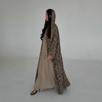 Ensemble Abaya Trois Pièces pour Femme, Imprimé Léopard, en Chiffon, Robe Extérieure Ouverte, Robe Intérieure Assortie, Hijab - Mode Pudique