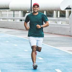 Camiseta de Poliéster con Serigrafía, Transpirable, Diseño de Logotipo Sólido, Fabricante de Camisetas Baratas al por Mayor - Product Image 2