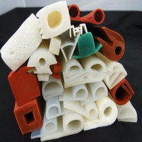 Tira de sellado de junta de puerta de esponja de espuma de goma Epdm de silicona cuadrada de goma resistente a altas temperaturas extruida