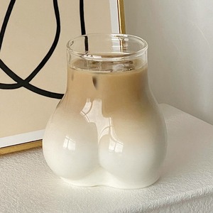 Tazza in vetro divertente e <span class=keywords><strong>sexy</strong></span> a forma di sedere per bevande calde e fredde e bibite ghiacciate - Product Image 6