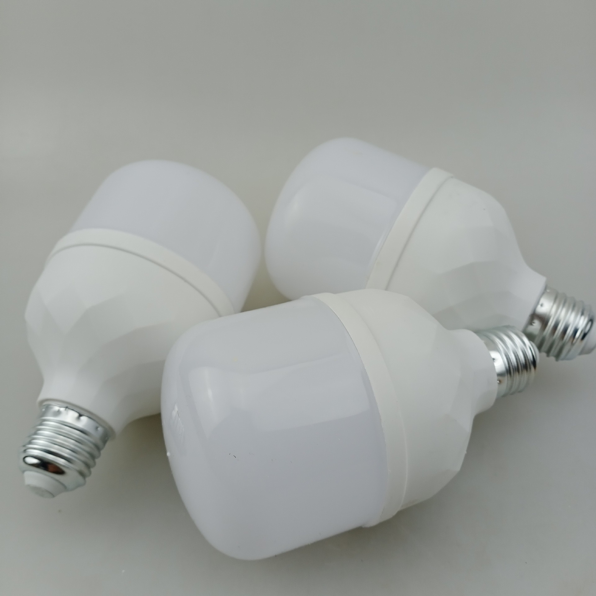 Kaisenlux High Lumen 15W T-Shaped LED Bulb Light B22 T70 AC 85-265V for Office Use - Product Details