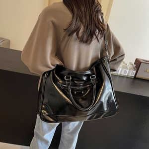 Femmes en gros Crossbody trendy Luxury design femme nouveau fourre-tout femmes designer <span class=keywords><strong>sac</strong></span> à bandoulière - Product Image 6