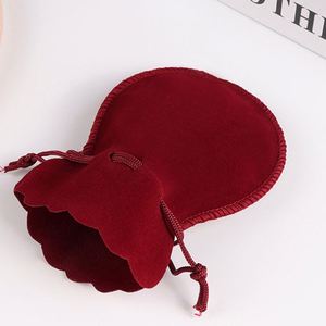 Sac cadeau festif en forme de gourde en velours doux 9x12cm, pochette à cordon pour Noël, mariage, fêtes et cadeaux invités - Product Image 4