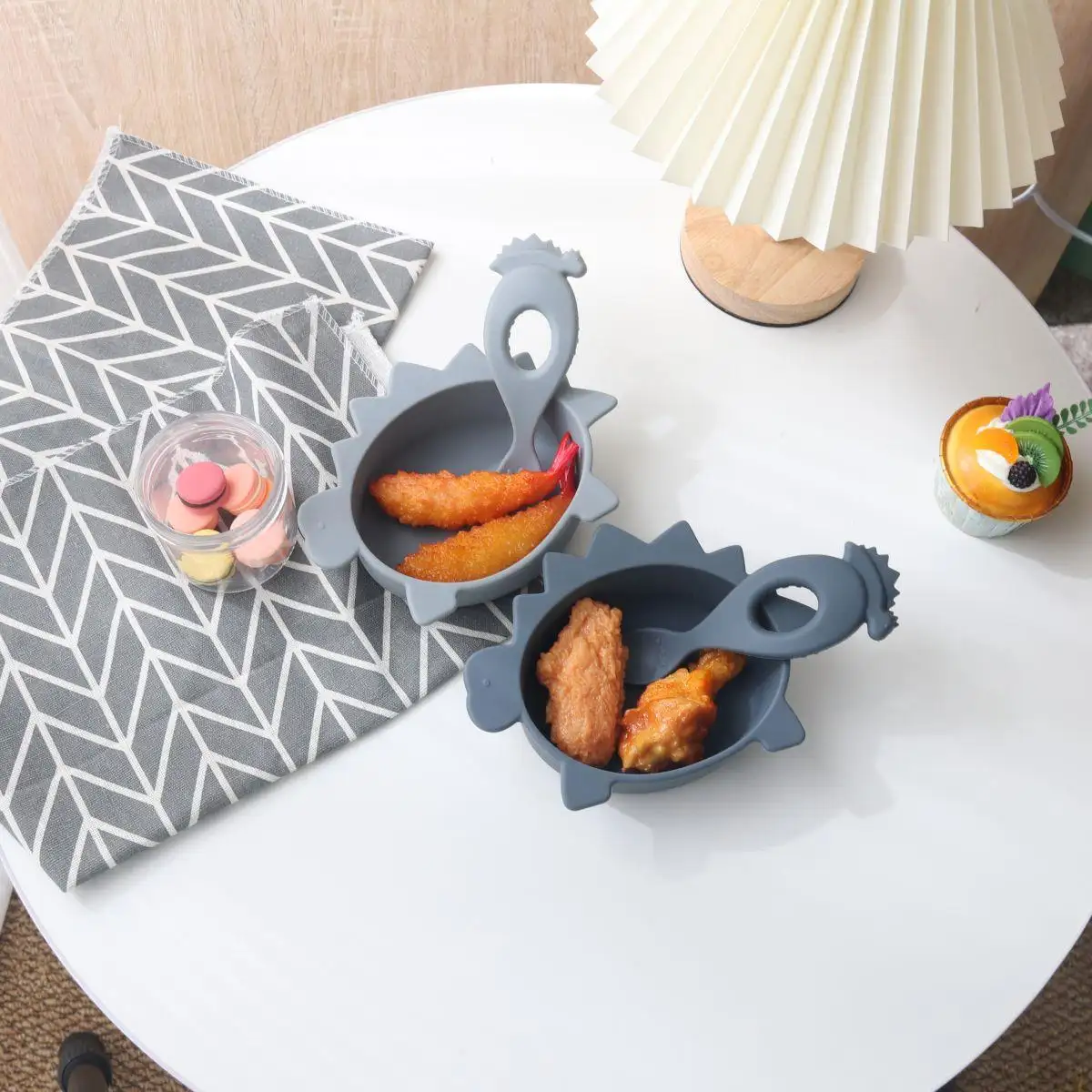 BPA Free Food Catcher Wasserdichtes Silikon Baby Lätzchen Baby Silikon Lätzchen Großhandel Fütterung zubehör