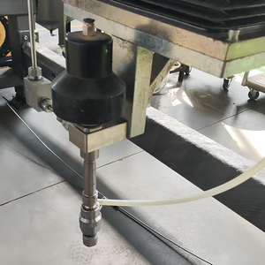 Macchina da Taglio a Getto d'Acqua a Cinque Assi Personalizzata per Pietra Dinamica, Ceramica, Mosaico, Metallo e Lastre Sagomate - Attrezzatura a Getto d'Acqua - Product Image 2