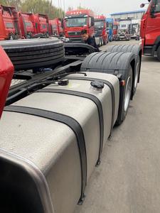 中国重汽6x4原动机371hp牵引车头车价格出售 - Product Image 5