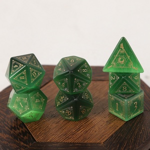 Feeron Großhandel Natürliche Edelstein-DND-Würfelset 7-teilig Goldenes Sternmuster Scharfkantige Polyedrische Umweltfreundliche Langlebige RPG-Würfel - Product Image 6