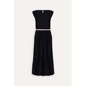 Traje Formal Negro con Decoración de Botones y Falda - Product Image 1