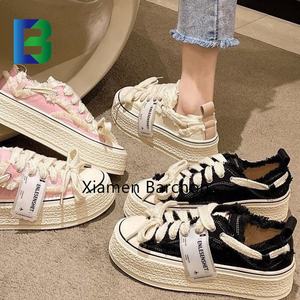 Barchon vente en gros Femme Tendance 2024 toile chaussures décontractées femmes plate-forme vulcanisée baskets - Product Image 2