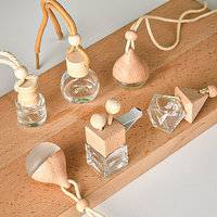 Meilleure Vente : Diffuseur de Parfum Liquide Suspendu pour Voiture, 8 ml, en Verre, avec Bouchon à Vis et Bouteille en Bois de Rangement