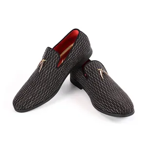 Summer Breath able Slip-on Casual Lederschuhe Herren Quaste Black Loafer Schuhe für Herren New Styles