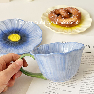 Vente en gros de nouvelles tasses à café en céramique florales créatives, logo personnalisé, tasse à thé en porcelaine faite à la main, tasse à lait avec soucoupe pour cadeau - Product Image 4