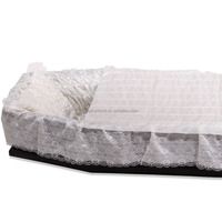 Ensemble de doublures funéraires blanches pour cercueil avec garniture en dentelle, accessoires de cercueil de style européen, doublure de cercueil, doublure funéraire