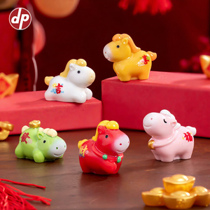 Adorable <span class=keywords><strong>Miniatura</strong></span> de Pony Colorida de Año Nuevo, Adorno de Resina, Accesorio de Decoración DIY, Adorno para Coche o Escritorio - Product Image 1