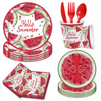 Ensemble de vaisselle jetable en plastique et papier sur le thème de la pastèque pour fête d'été, rouge, 9 pièces, comprenant nappe et assiettes/gobelets festifs