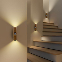 Lampe murale à double tête effet œil de chat, lumière d'ambiance, veilleuse rechargeable, lumière intelligente à détecteur de présence humaine pour chambre et armoire