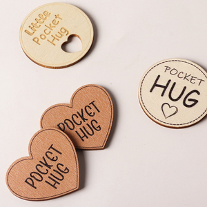 Jetons de câlin en bois à porter dans la poche, souvenirs et rappels pour la famille, les amis, les collègues, cadeaux d'amour pour les célébrations - Product Image 5