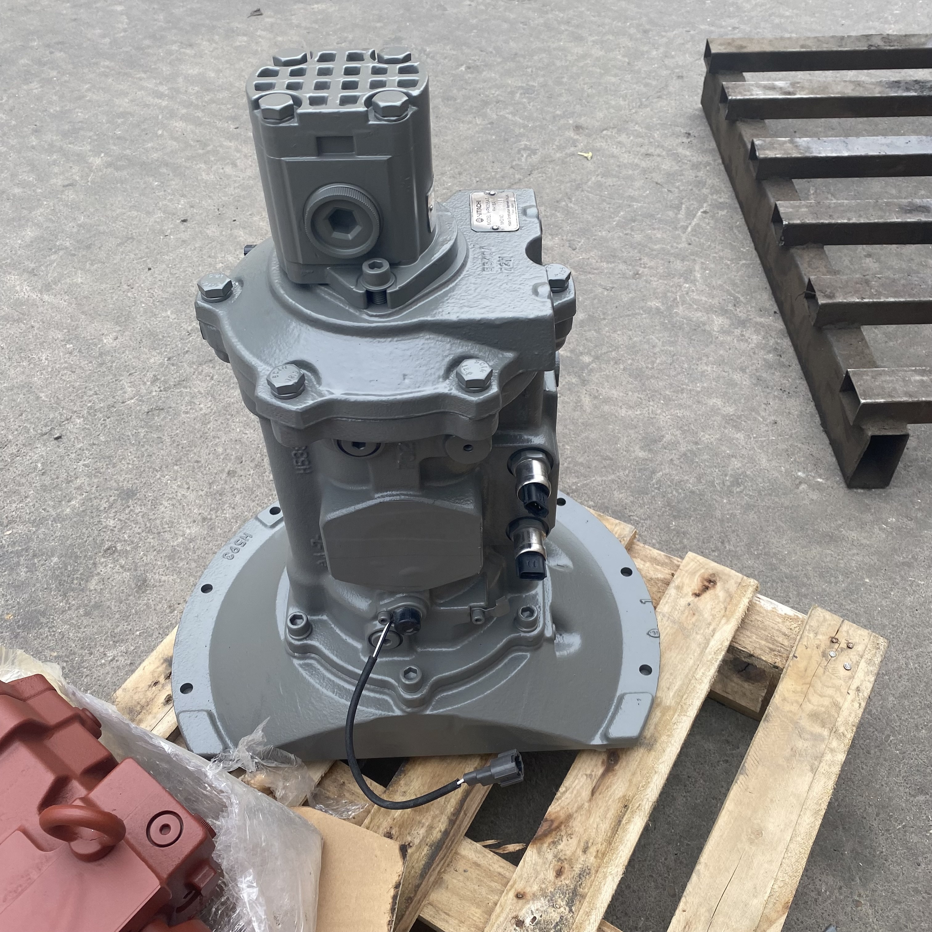 Main Hydraulic Pump Assembly 9227636 for Hitachi ZX110 Excavator