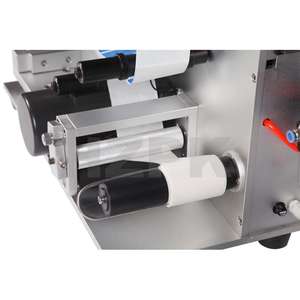 Semi Automatic Labeling <b>Machine</b> for Square Bottles Rectangular Bottles Beverage Food <b>Chemical</b> Industries Easy Operation - Product Image 5