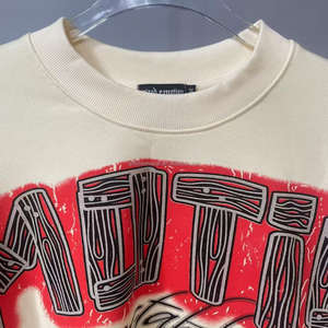 Hoodie Kasual Berkualitas Tinggi Bahan Katun 100% Berat, Model Retro Longgar dengan Cetakan Grafiti Vintage Warna Brick yang Trendi - Product Image 3