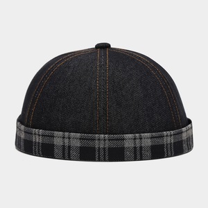 Nouvelle Arrivée HZM-26122 Casquette de Baseball Sans Visière Tendance Urbaine à Motif Écossais et Détails en Coton - Product Image 2