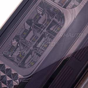 2 pièces Feux arrière LED, feux stop, feux de signalisation, feux de freinage pour Nissan Navara NP300 D23 2015 2016 2017 2018 2019 - Product Image 4