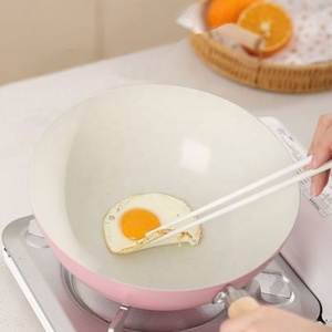 Nueva Sartén <span class=keywords><strong>Wok</strong></span> Pequeña de Hierro Fundido Rosa con Tapa de Vidrio Templado, Apta para Todo Tipo de Estufas, Antiadherente para Saltear - Product Image 3