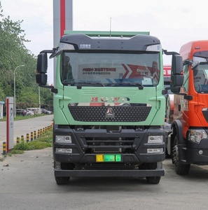 Camión Volquete Pesado Sinotruk Howo 8x4 de 12 Ruedas y <span class=keywords><strong>40</strong></span> Toneladas, Nuevo, Precio Económico, Camión Volquete en Venta - Product Image 1