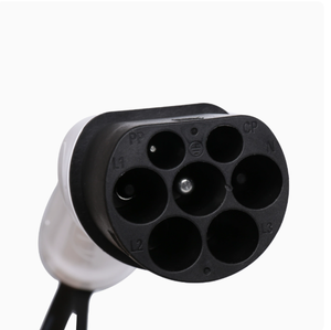 Venta al por mayor de fábrica: Nueva pistola de carga para vehículos de energía, 32A, trifásica, 22 kW, Tipo 2, cable de extensión portátil para carga de vehículos eléctricos - Product Image 2
