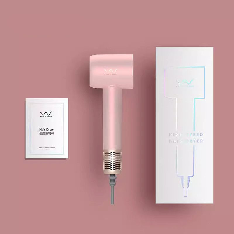 เครื่องเป่าผมสีชมพู